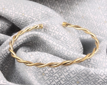 22K Gold Plated Twist Cuff Bracelet: Chunky Bangle For Birthday Gift Ideas