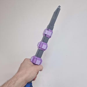 RuneScape Kodai Wand – Kit LEGO a grandezza naturale per i fan di OSRS - 208 pezzi LEGO originali