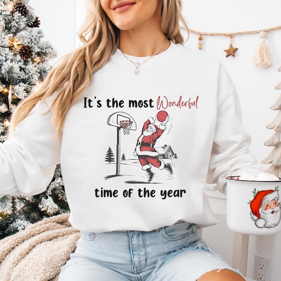 Christmas Basketball Sweatshirt Santa Dunking Design Holiday Apparel Gift Festive Crewneck Cotton Top Athletic Wear Fan Clothing Sports