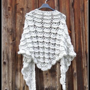 Grey Crocheted Wool Fine Vintage Style Shawl image 2