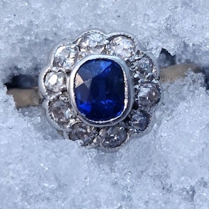 Anello edoardiano con zaffiro e diamanti, oro 15k