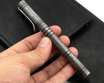 Bolígrafo de acero de Damasco forjado a mano, bolígrafo con clip de bolsillo personalizado, regalo ejecutivo de lujo para él, regalo de quinto aniversario, regalo del Día del Padre