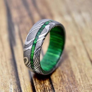 Damascus Steel Ring with Malachite Inlay, Men's Wedding Band with Green Stone Stripe, Handcrafted Stone Lined Ring, 5th Anniversary Gift