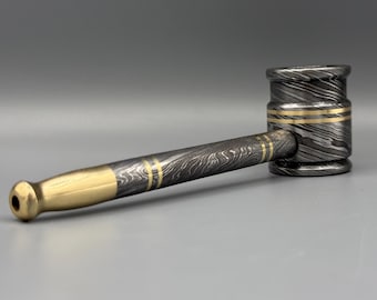 Pipa da tabacco artigianale in acciaio di Damasco forgiato, strumento per fumare in metallo ad alto contrasto, accessorio da scrivania di lusso, regalo unico per collezionisti di pipe