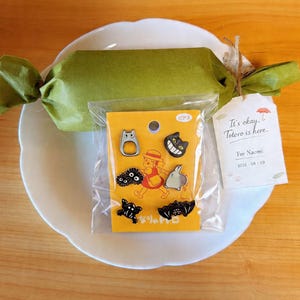 Set regalo personalizzato di orecchini "Il mio vicino Totoro" / Orecchini Studio Ghibli Gattobus e Spirito della Fuliggine / Portagioie anime giapponese