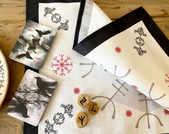 SECONDS: Rune Dreams divination cloth, runes casting cloth, casting mat (tiny sewing imperfections)