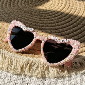 Personalized bridal,PINK pearl bride glasses,Bride bachelorette party sunglasses, pink bridesmaid glasses, matching bachelorette glasses