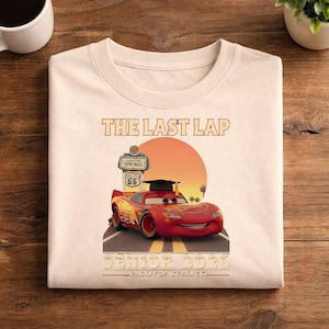 Lightning McQueen Senior 2026 Shirt, The Last Lap Graduation Tee, Cars Movie Grad Shirt, Racing Senior Outfit, Cartoon Grad Tee bild 4