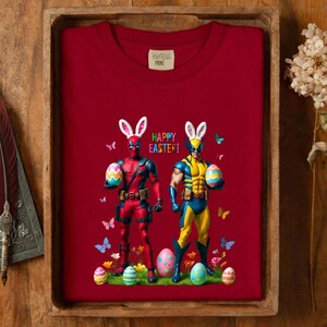 Camiseta de Pascua de Deadpool y Wolverine, camiseta navideña de mejores amigos, conejito superhéroe imagen 15