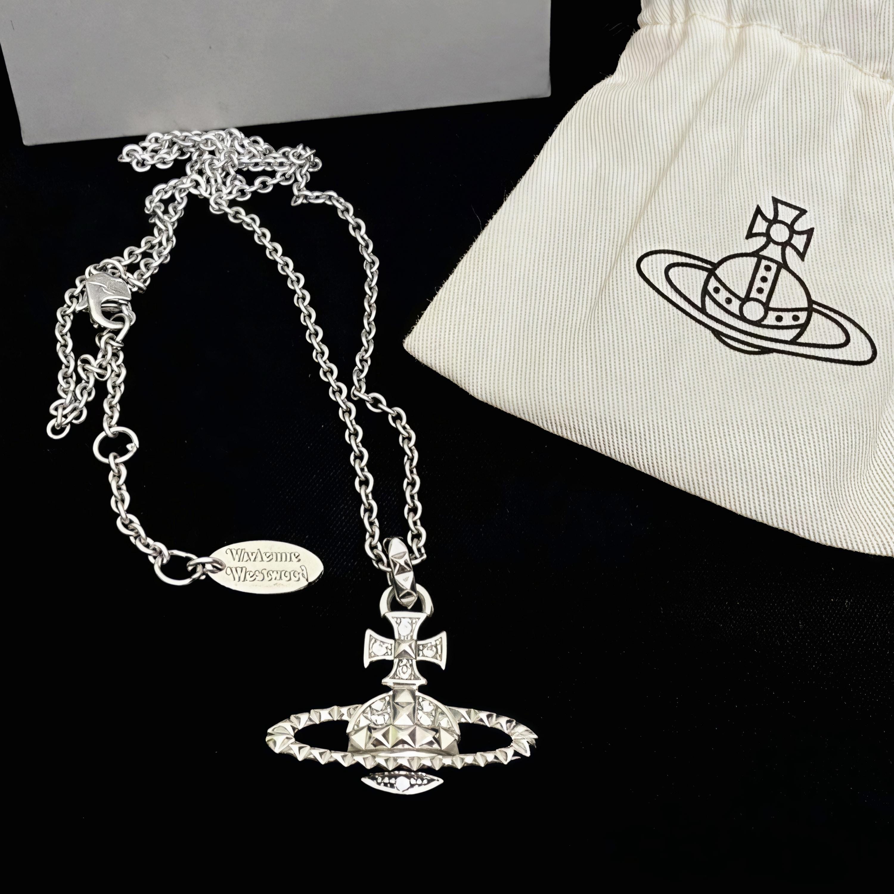 アクセサリー Vivienne Westwood MAYFAIR BAS RELIEF Vivienne Westwood Mayfair Bas Relief Pendant - Etsy