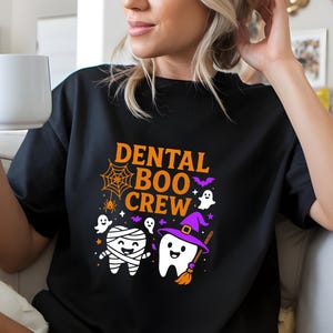 Komfortfarben gruseliges Halloween-Zahnarzt-Shirt: Kinderzahnarzt-T-Shirt
