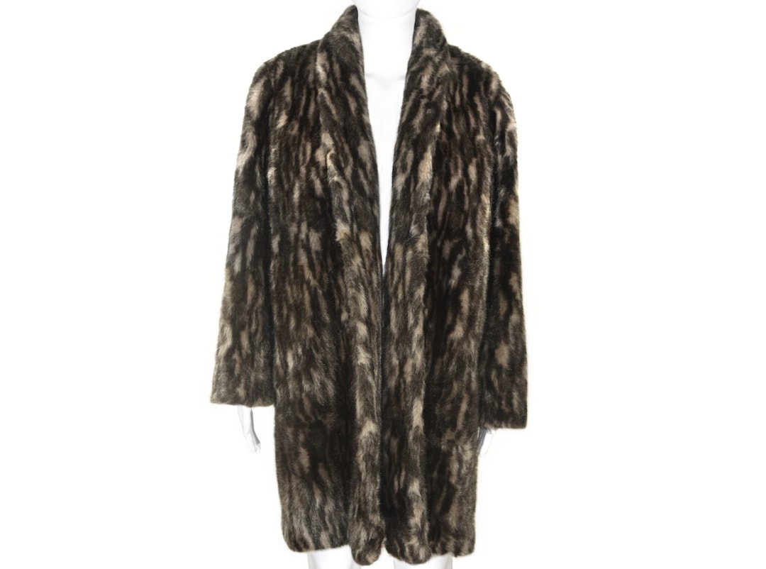 Vintage 2000’s animal print faux fur jacket