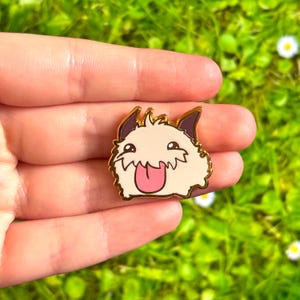 Arkan inspirierter niedlicher Chibi Poro Emaille Pin
