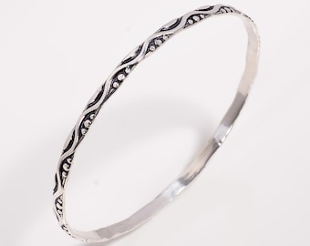 Sterling Silver Floral Leaf Bracelet – Adjustable Engraved Antique