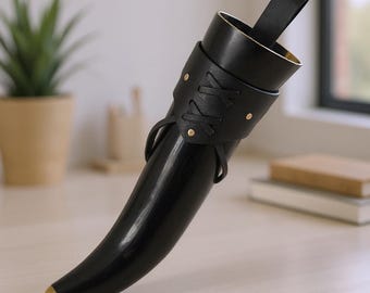 Corne à boire viking fabriquée à la main : tasse en corne de bœuf d'inspiration médiévale