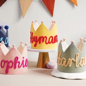 Hand Crochet Crown for Baby and Children&#39;s Birthdays, Custom Name Baby Crown, Gifts for Kids, Baby Keepsake, Baby Birthday Decor, Party Hats