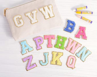 Opplakken chenille-letterpatch, patches voor tassen, gouden glitterletterversiering, naai gouden rand geborduurde naam hoofdletter, AZ-appliqué
