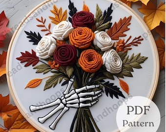 Patrón de bordado a mano de esqueleto: Arte de aro floral gótico de Halloween (Patrón PDF)