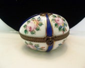 Delightful Limoges France Peint Main Porcelain Trinket Mini Jewelry Box Egg Shape Hand Painted Flowers Ribbon