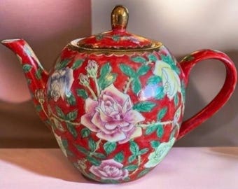 Vintage chinesische Mille-Fleur-Teekanne aus roter Keramik aus den 1960er Jahren, rosa Cottage Rose Chintz