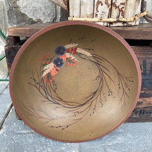 Primitive hand-painted wood bowl, Floral Farmhouse wood bowl, primitive hand-painted decor, Donna White Wood Bowl