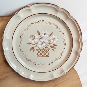 Vintage Hearthside Cumberland Serving Platter: Mayblossom Stoneware Plate (12 inch)