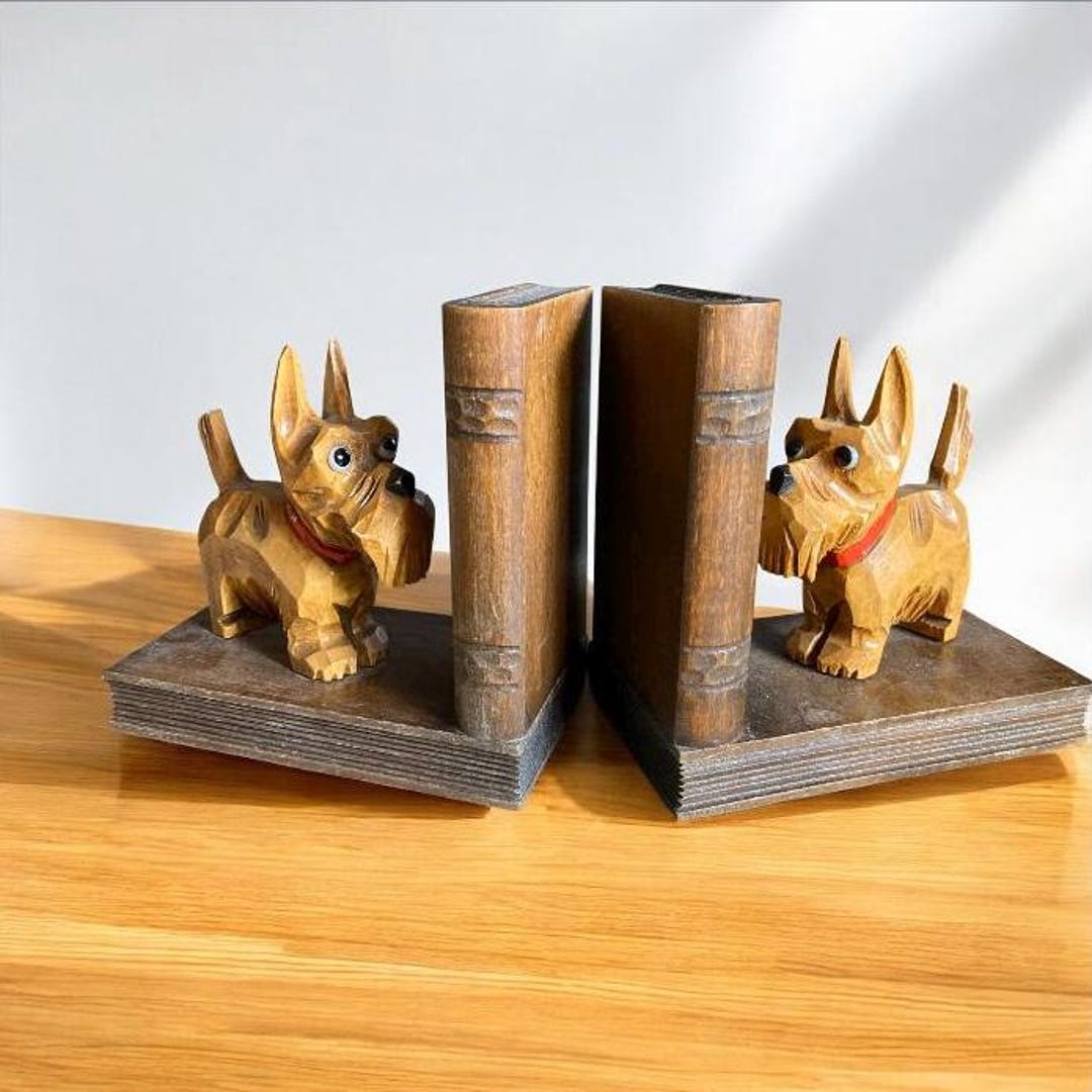 Vintage West Germany Hand Carved Wooden Scottish Terrier Scottie