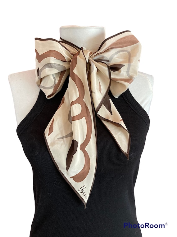 Vera Neumann Abstract scarf, Long Head scarf, sig… - image 1