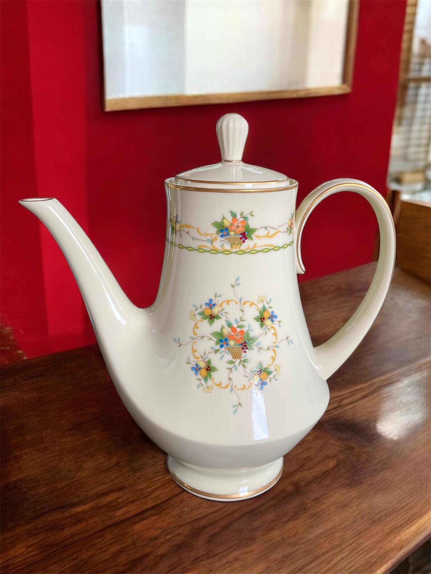 Noritake Normandy Coffee Pot: Porcelain Floral Design, Gold Trim