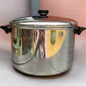 Pentola da brodo vintage Revere Ware da 8 quarti con coperchio e fondo in rame, in stile olandese, Clinton, IL