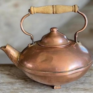 Vintage Gregorian Solid Copper Tea Kettle Handcrafted Colonial Footed Teapot