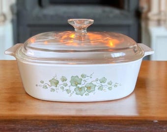 Corningware 2-liter casserole dish, Callaway Ivy oven casserole,  w/Pyrex Lid, White & Green Casserole, vintage kitchen cookware