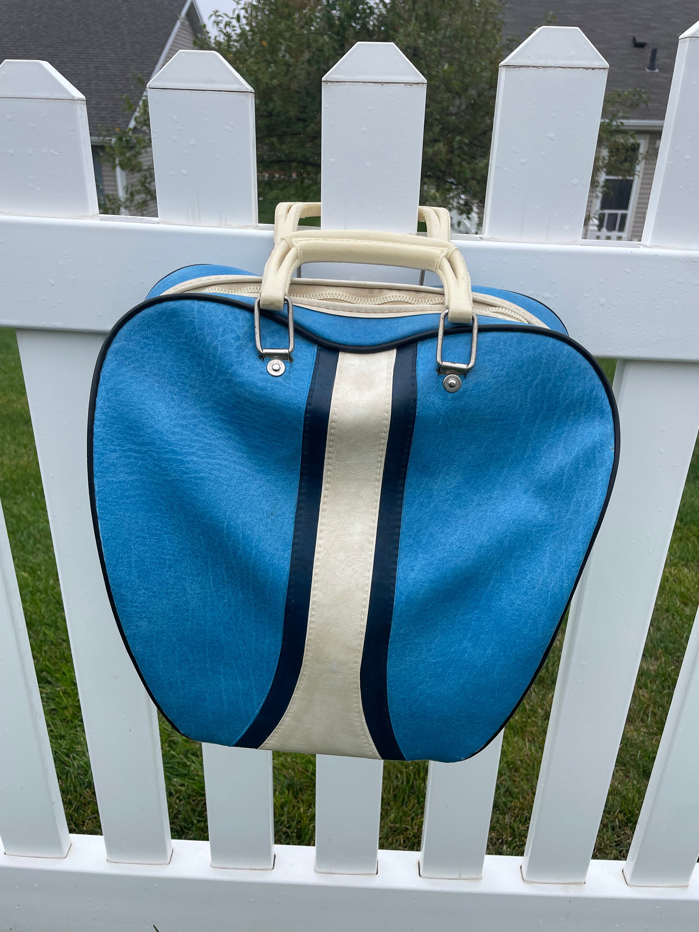 Vintage Bowling Bag Brunswick Blue White Inverted Design Bowling Ball Bag Shabby Chic Pre Loved Retro Rockabilly Bag Etsy