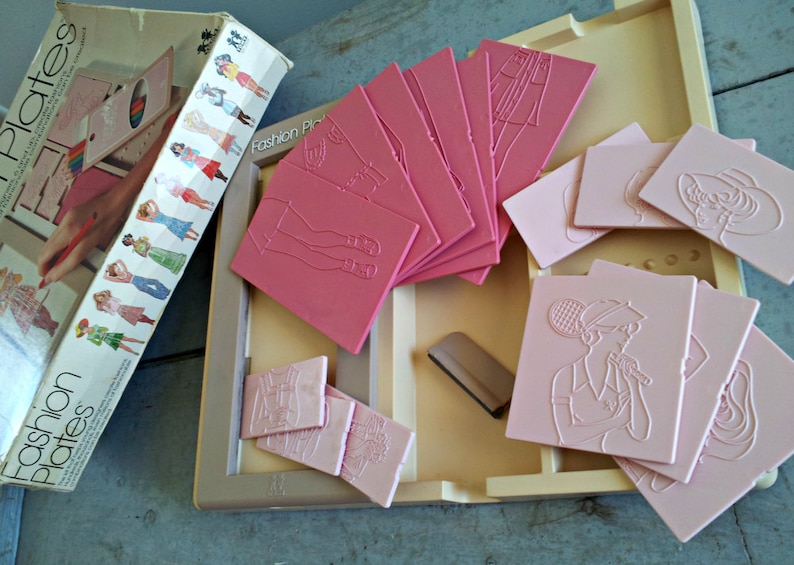 Tomy Fashion Plates 1978 No. 2508 Vintage Designer Toy Etsy