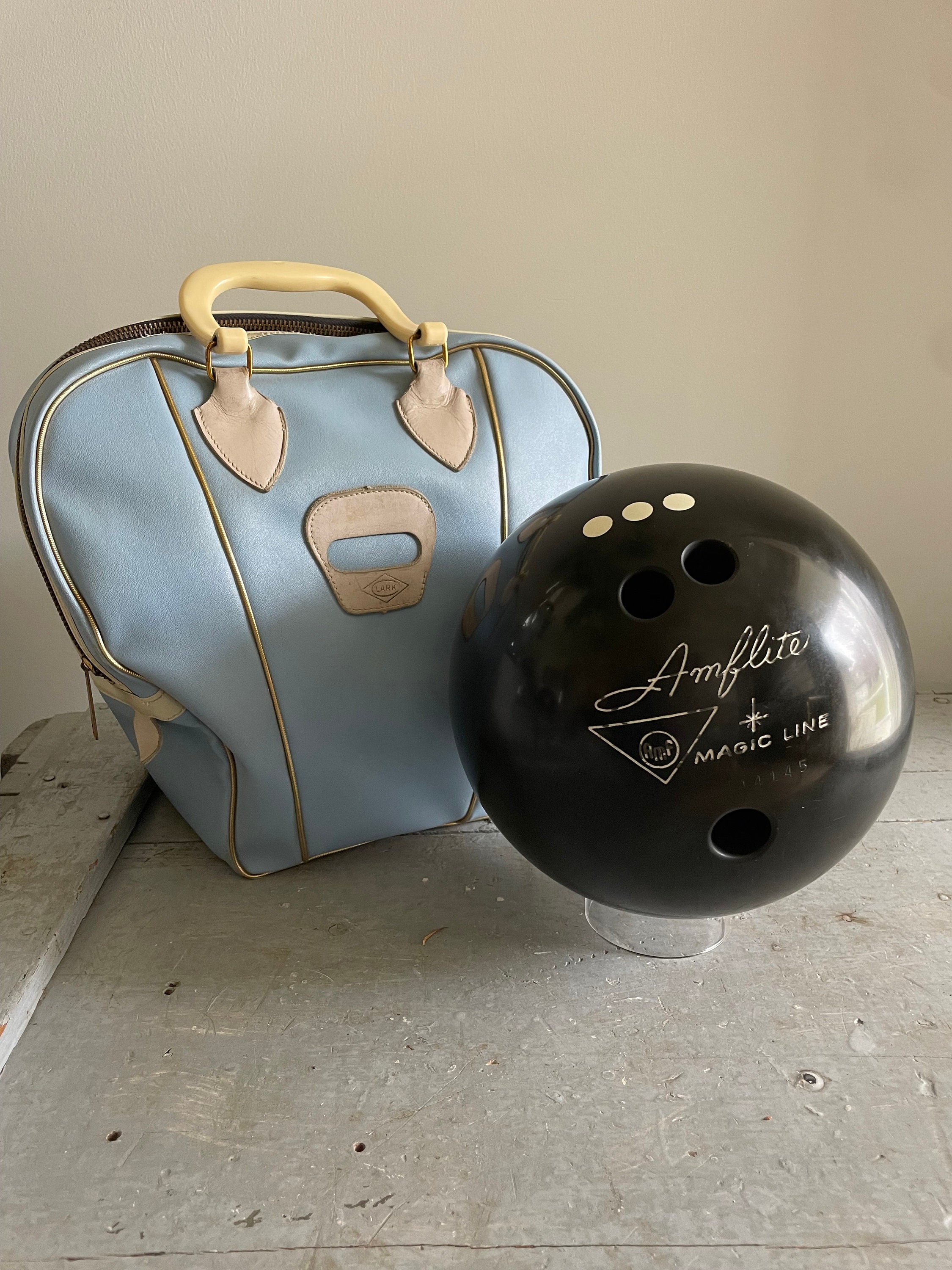 超希少ボーリングボールの超名品　AMF Amflite 14lb　バッグ付き Vintage AMF Amflite Magic Line Bowling Ball 15.6 lbs Black | eBay