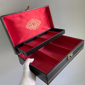 Vintage MELE Style Two-Tier Jewelry Box, Stars & Scrolls Gold Tooled, Black Leatherette, Red Satin Lining, Brass Hardware, No Key, Fabulous!