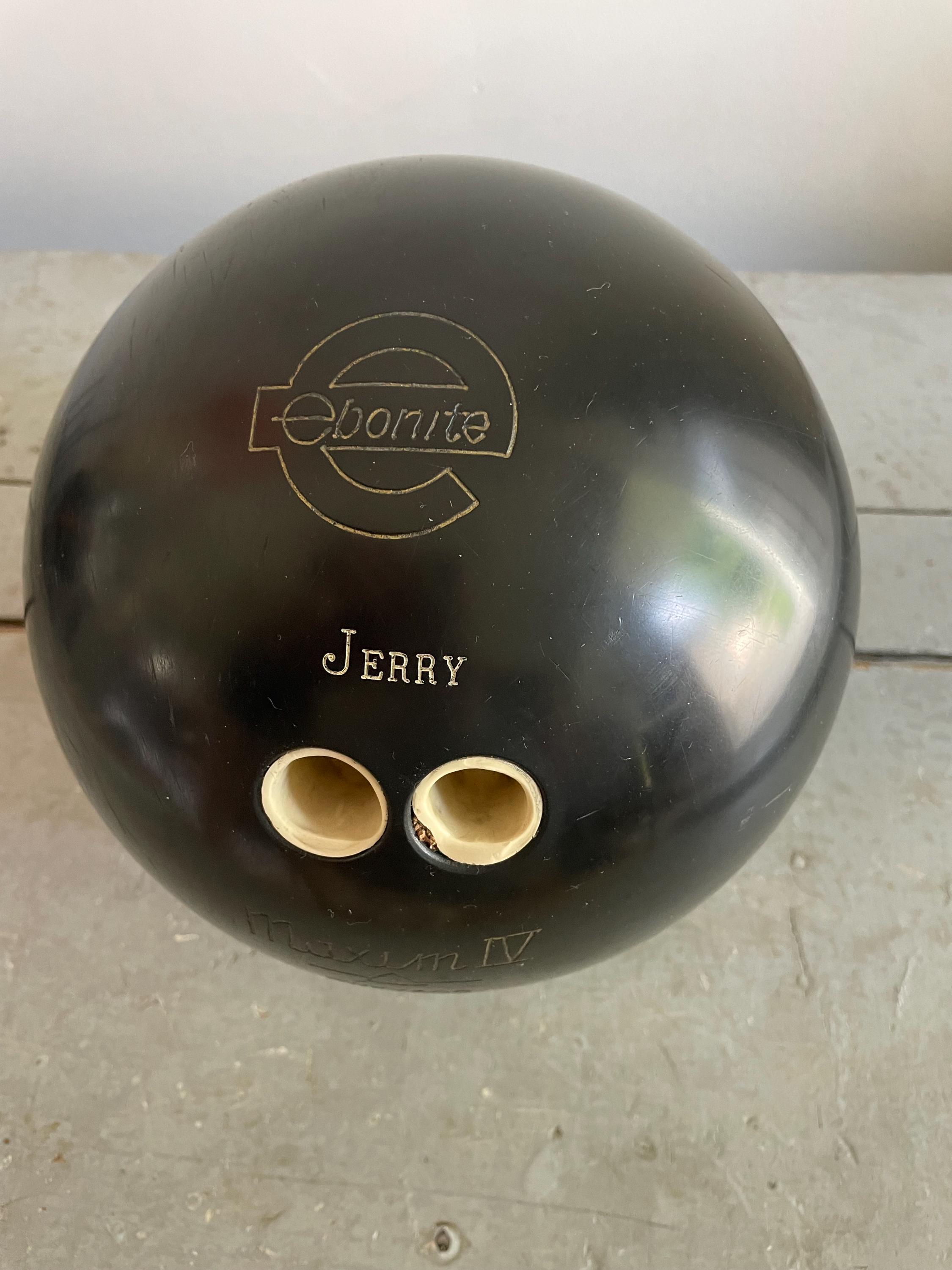 Vintage Ebonite Bowling Ball: Maxim IV Mid-century Retro Ball