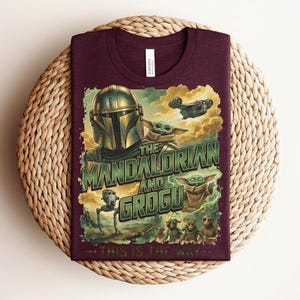 Camiseta de The Mandalorian y Grogu, camiseta vintage "This Is The Way", camiseta retro de cazarrecompensas espacial, lindo regalo para fans de Baby Yoda, camiseta con estampado de ciencia ficción imagen 6