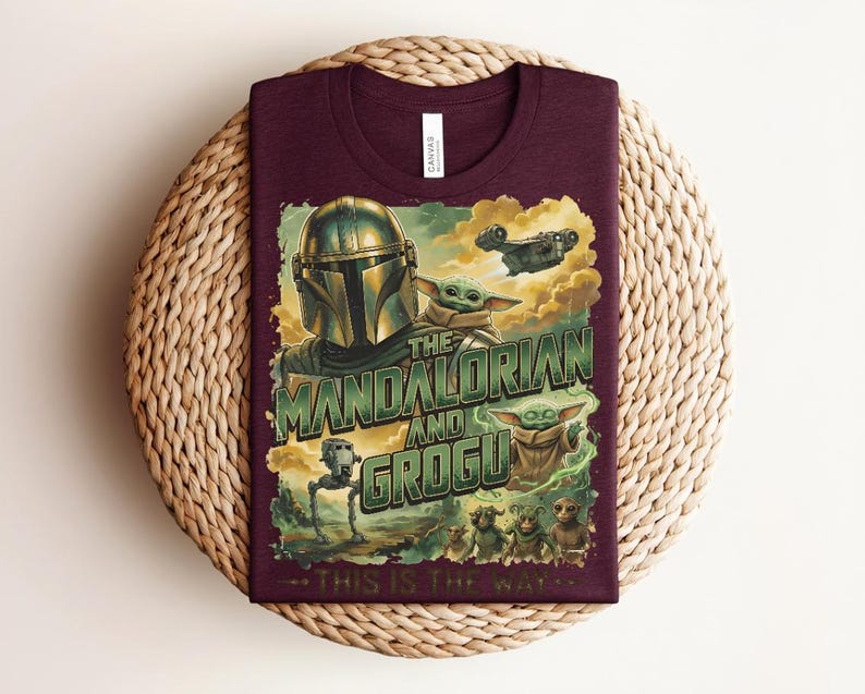 Camiseta de The Mandalorian y Grogu, camiseta vintage "This Is The Way", camiseta retro de cazarrecompensas espacial, lindo regalo para fans de Baby Yoda, camiseta con estampado de ciencia ficción imagen 6