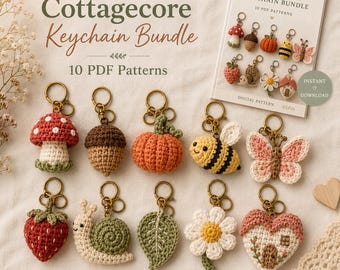 Pacchetto di modelli PDF per portachiavi all'uncinetto, modelli di portachiavi amigurumi in stile cottagecore, ciondoli a forma di fungo, ghianda, zucca, ape, fragola e margherita