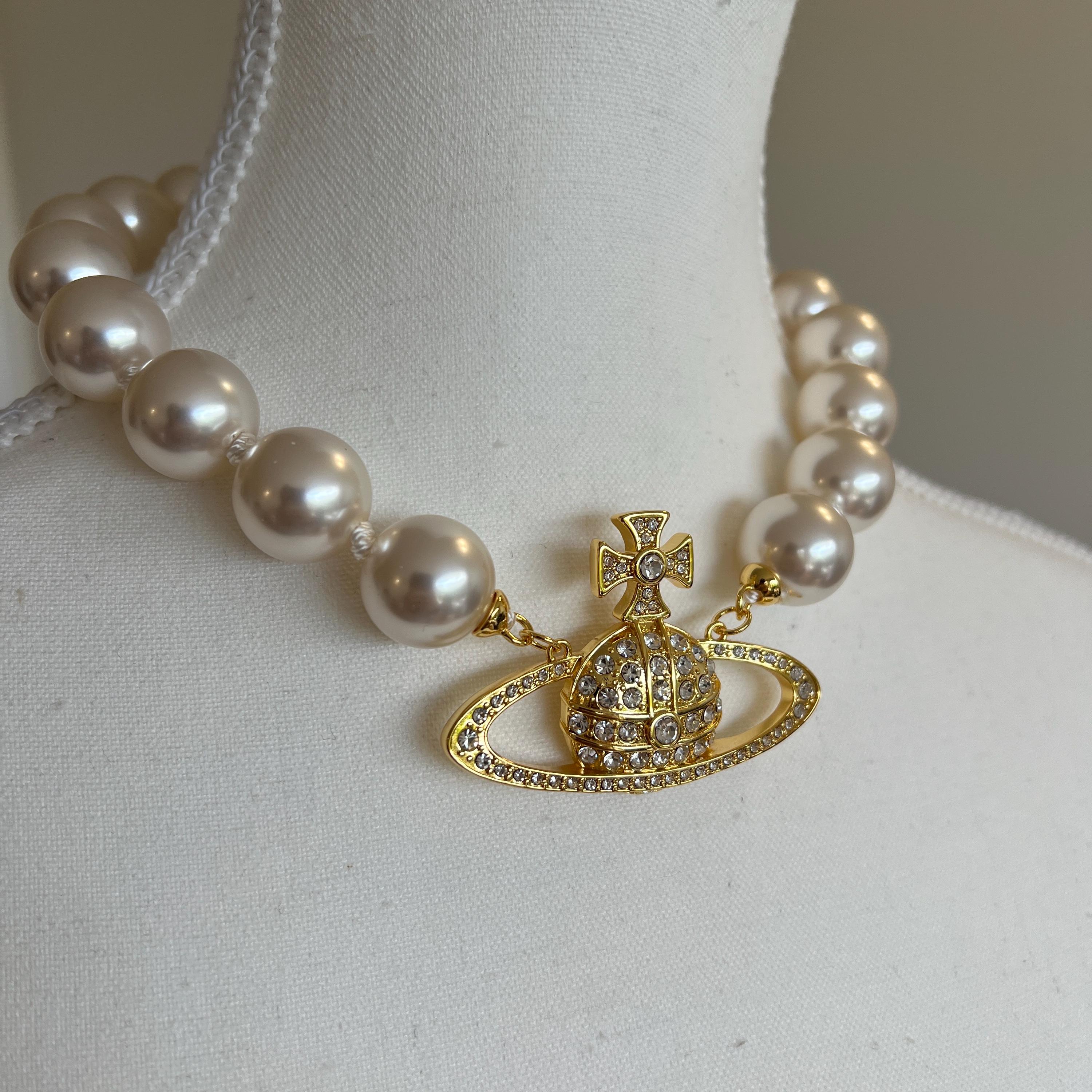 Vivienne Westwood 1990s Large Pearl Choker Gold Necklace, Wedding