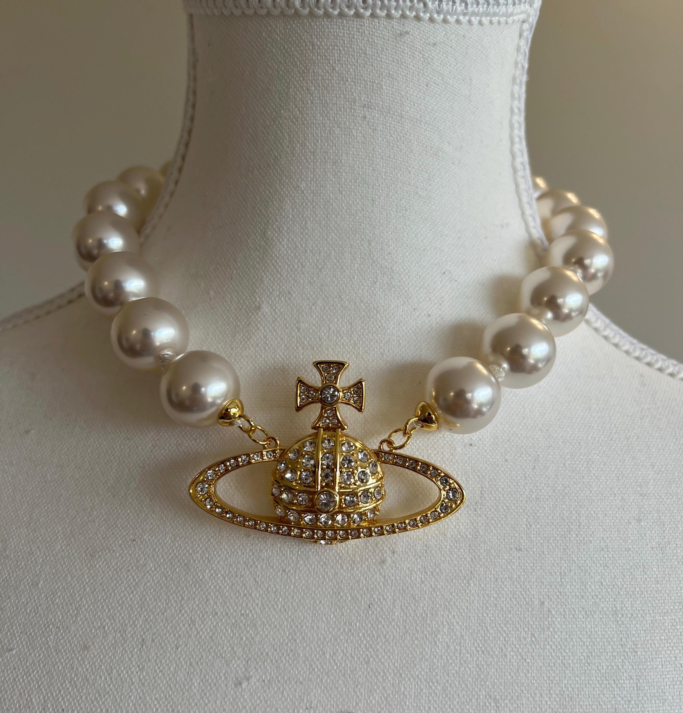 Vivienne Westwood 1990s Large Pearl Choker Gold Necklace, Wedding
