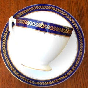 Coalport Fine Bone China, England, Blue Wheat Pattern Cobalt Blue Gold Tones