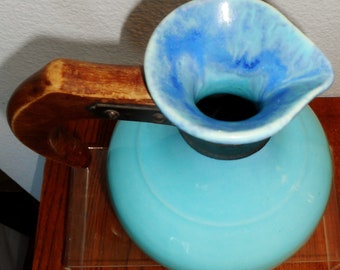 Franciscan California Pottery Gladding McBean Drip Glaze Glacier Blue Carafe "El Patio" Jug Wooden Handle Dinnerware 1930's