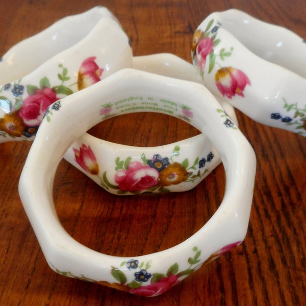 Staffordshire Sanford England White Porcelain Octagon Shape Napkin Rings Floral Motif Set of Four