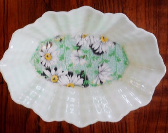 Shelley Fine Bone Chine Angleterre Pin Dish Daisy Motif MCM