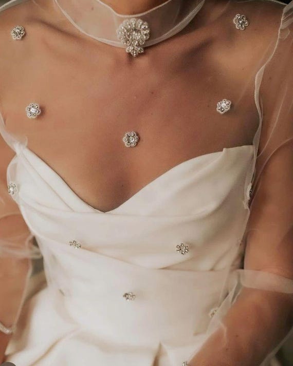 Tulle Bridal Blouse.Modern Bridal Top.Handmade Embellished Top.floral Detailing Blouse.Bridal Blouse.modern bride statement Blouse.Bolero