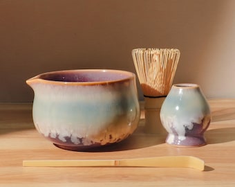 Set di ciotole per Matcha in ceramica rustica sfumata, Chawan smaltato a mano con supporto Chasen, set regalo Matcha, set regalo giapponese, regalo per lei