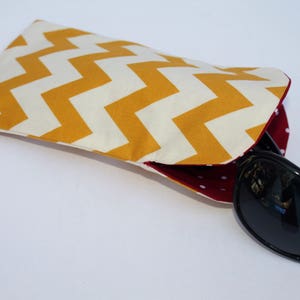 Chevron Sunglasses Case: Soft Fabric Eyeglass Pouch