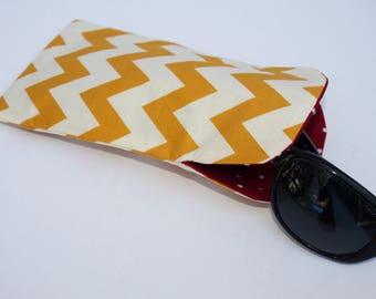 SALE Sunglasses case, soft eyeglass case, soft sunglass case, yellow & white chevron case, eyeglasses case, fabric sunglass case